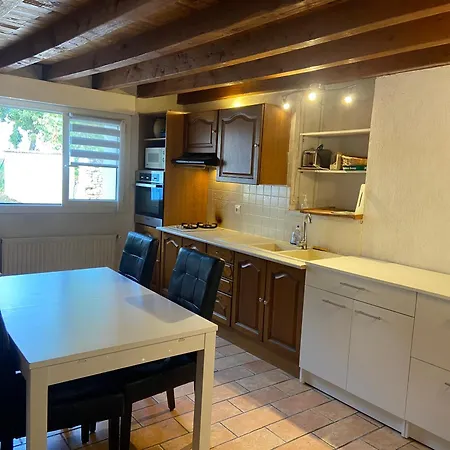 Holiday home Maison Au Calme A L'oree Du Bois. Acces A13-a14 *